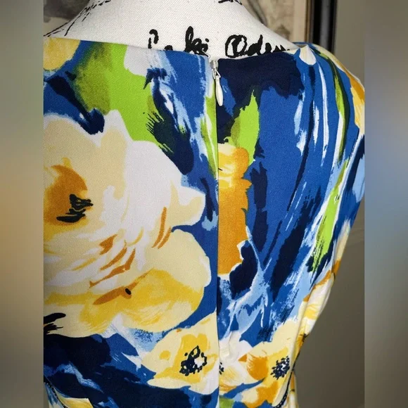 Perceptions Dress - Picture 4 of 7